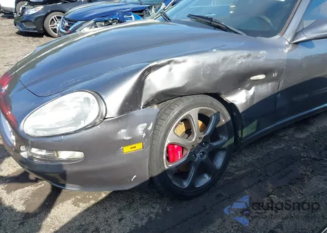 2004 Maserati Coupe Cambiocorsa/Gt z USA, uszkodzony, nr VIN ZAMBC38A840011845